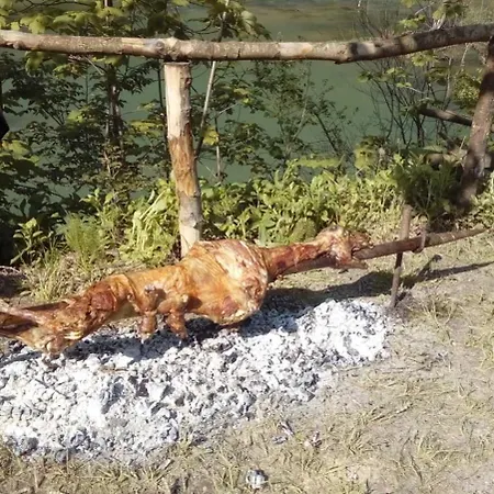 Kemping Kamp Na Uni Ivisovo Greblje